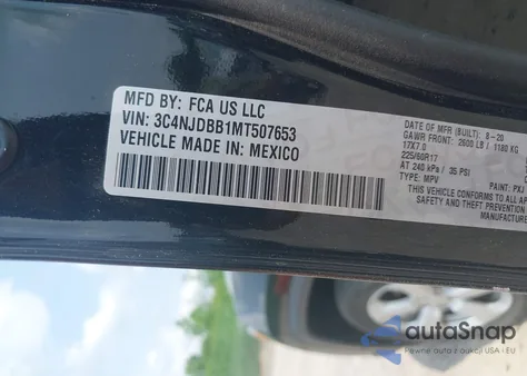 2021 Jeep Compass Latitude 4X4 from USA, damaged, VIN 3C4NJDBB1MT507653